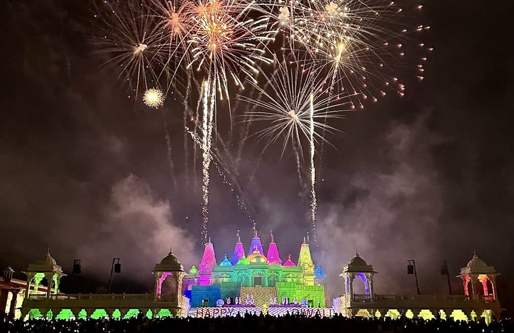 Diwali celebration and fireworks at the BAPS Shri Swaminarayan Mandir Atlanta [Photo Gallery]